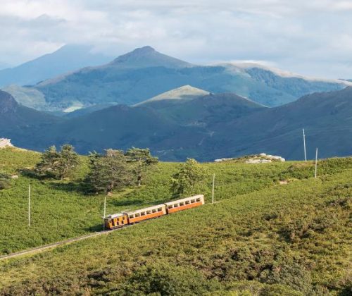 train-rhune-istock-aurelienantoine